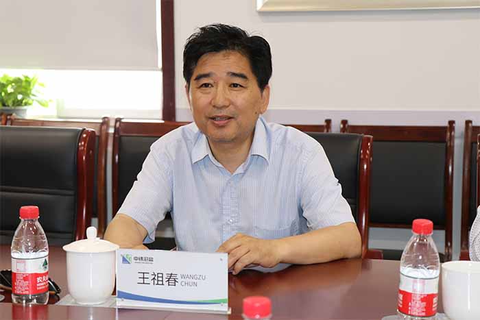 1558058187.jpg 中鐵建華北投資發(fā)展有限公司副總經(jīng)理總經(jīng)濟(jì)師王祖春講話.jpg